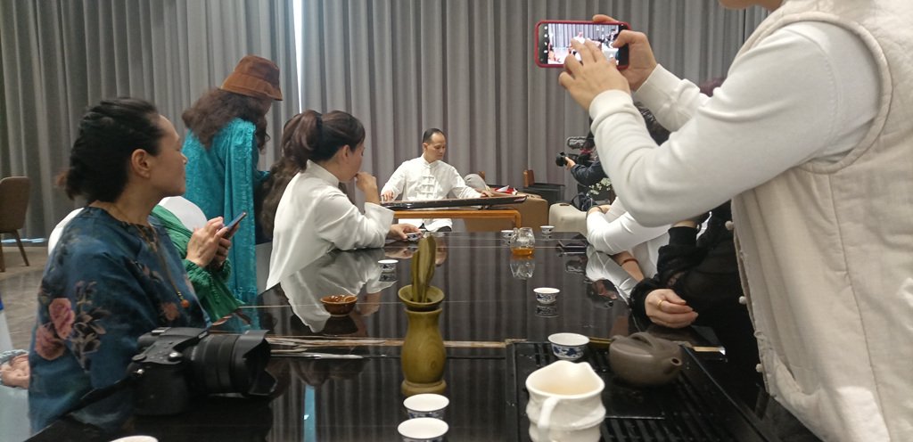 微信图片_20221024204254_副本.jpg